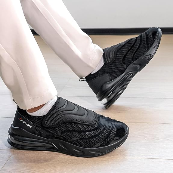 Air-cushioned midsole reduces fatigue