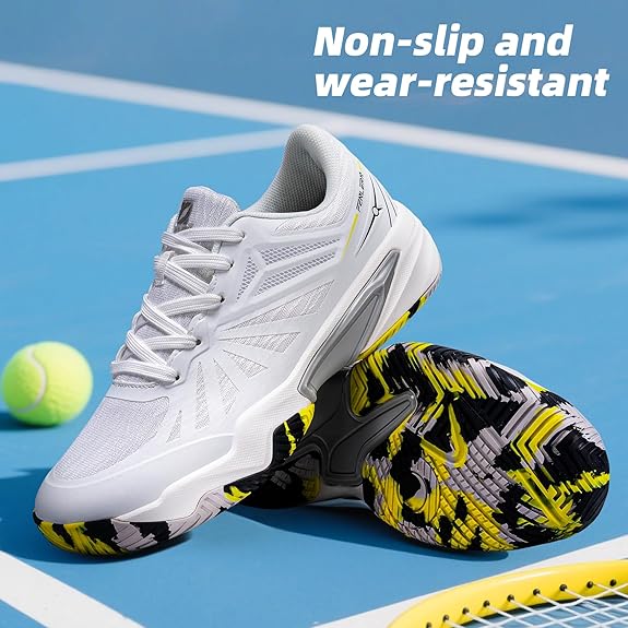 Step Up Your Game with Fenlern Golf Shoes